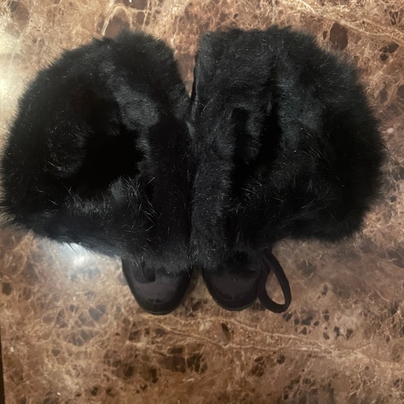 Coach JENNIE Size 5.5 Black Winter Lace-Up Rabbit Fur Snow Boot - Picture 7 of 8